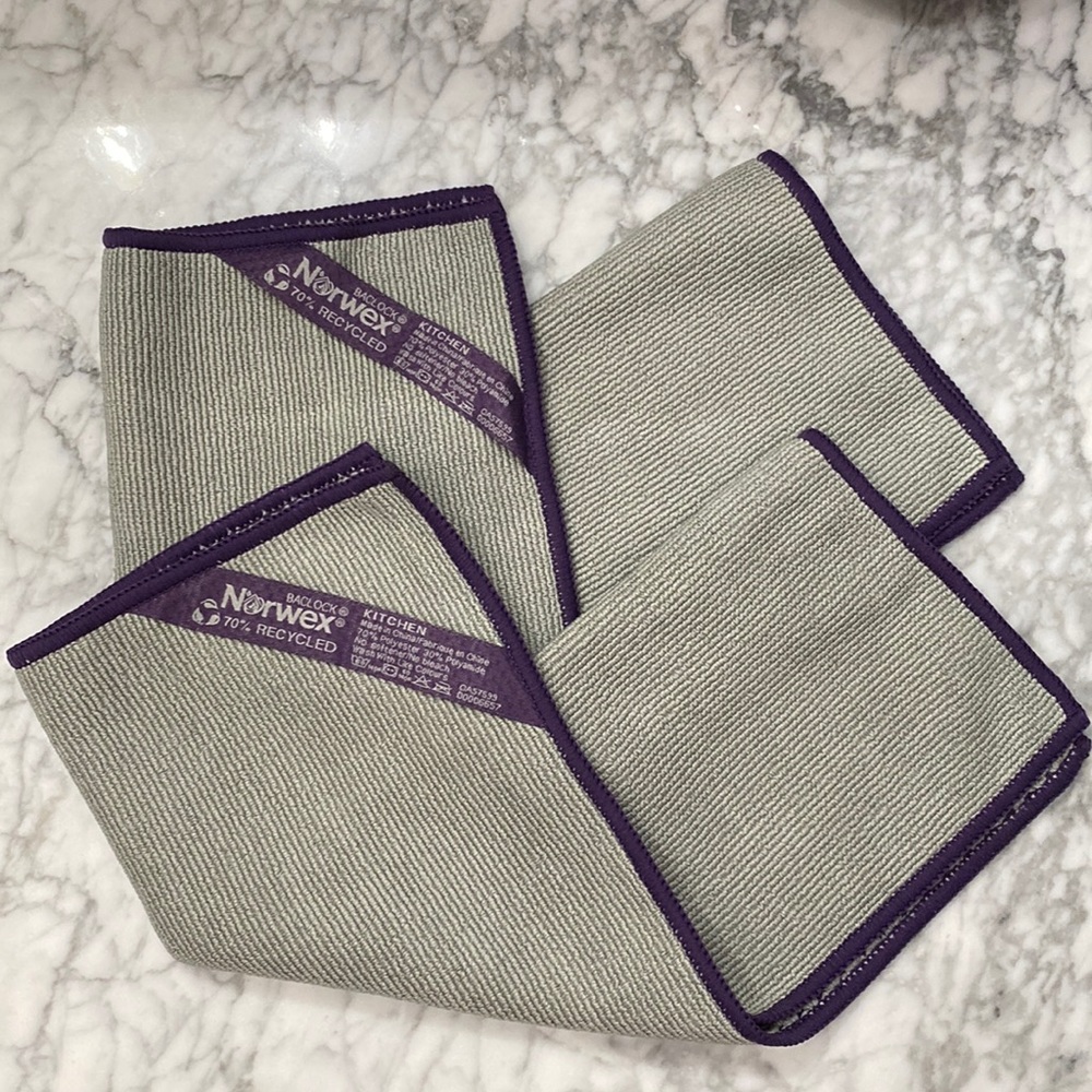 2 Pack Textured Kitchen Cloths w/ BacLock Technology by Norwex. BNWT